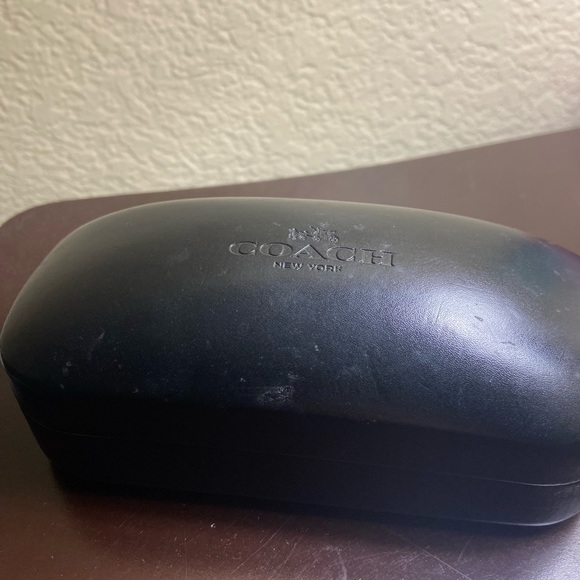 Coach sunglass cases - Picture 3 of 5